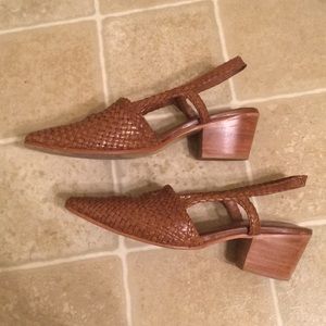 St. Agni Woven Slingblack Shows